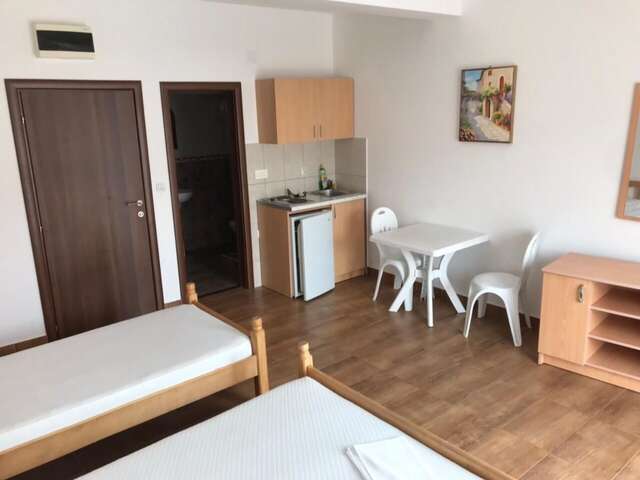 Гостевой дом Apartmani Franeta Budva Будва-10